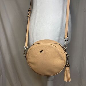 Michael Kors Tan Leather Canteen Round Crossbody Bag Purse Tassel Women Designer